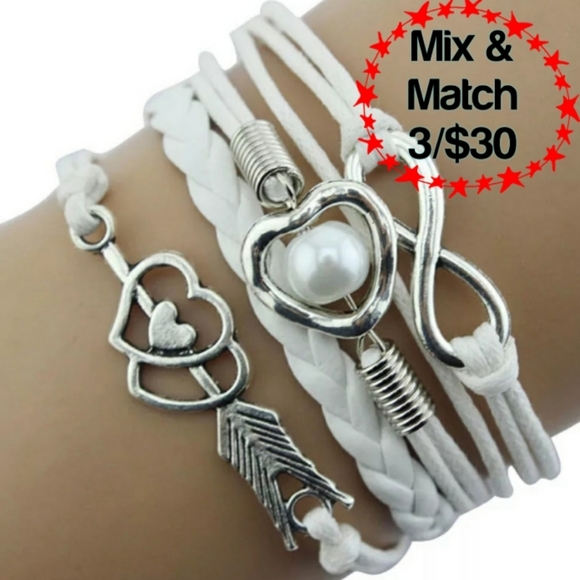 Fashion Jewelry Other - 🔹️Love & Friendship Are Forever Bracelet